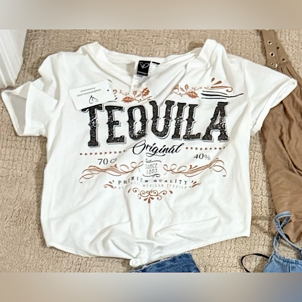 Windsor Crop Front Tie Tequila Graphic Tee
